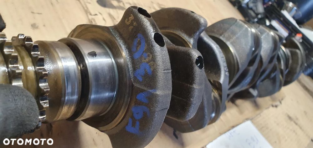 Wał korbowy silnika nominalny BMW 3 E90 E91 3.0D 7792608 - 8