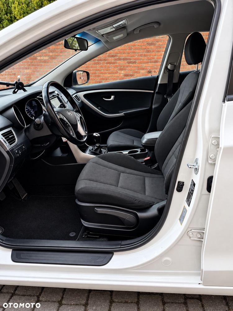 Hyundai i30 1.6 Style - 11