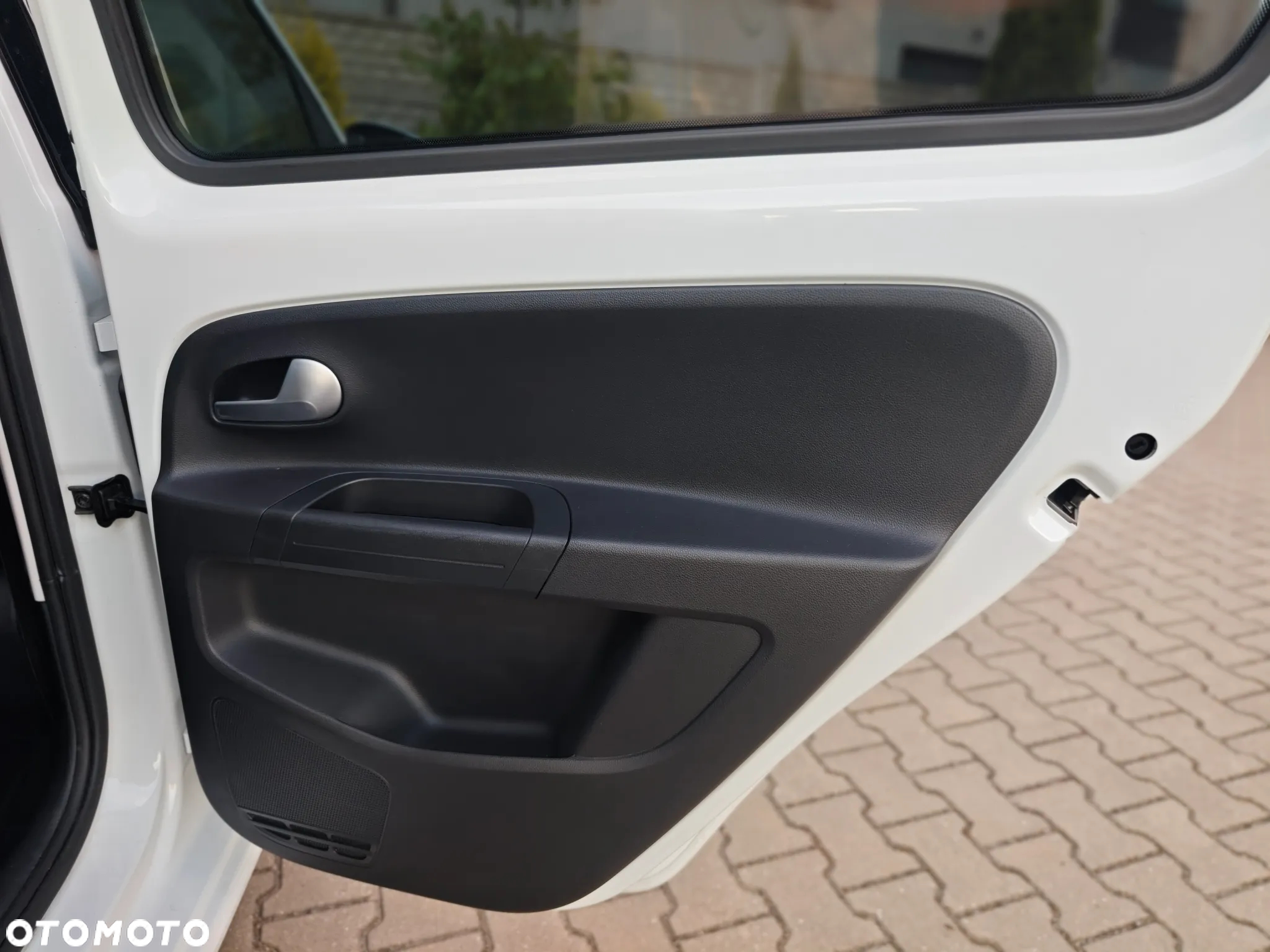 Volkswagen up! 1.0 White Style - 19