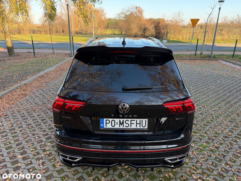 Volkswagen Tiguan 2.0 TDI SCR 4MotION DSG R-Line - 15