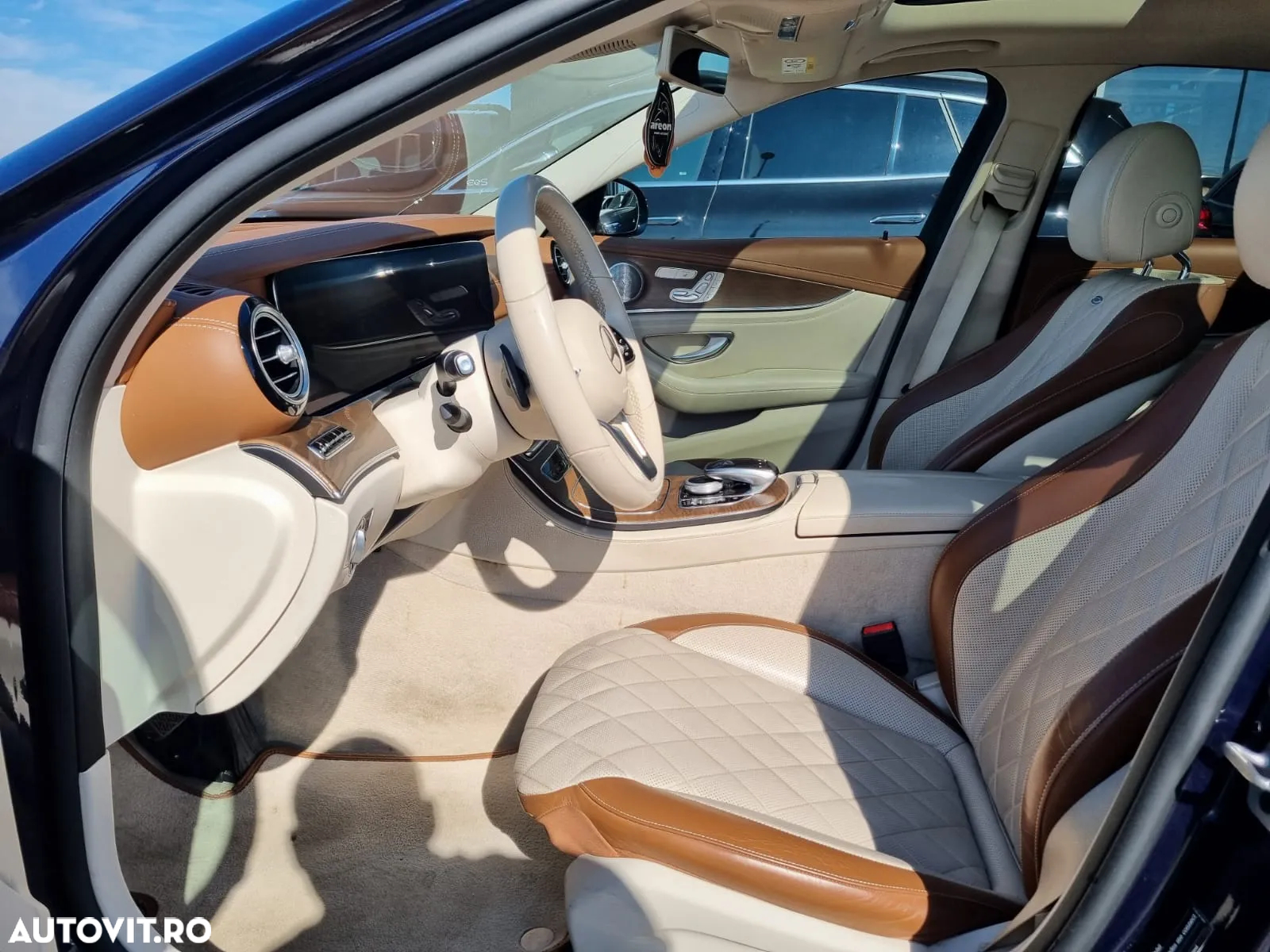 Mercedes-Benz E 400 d 4Matic 9G-TRONIC AMG Line - 26
