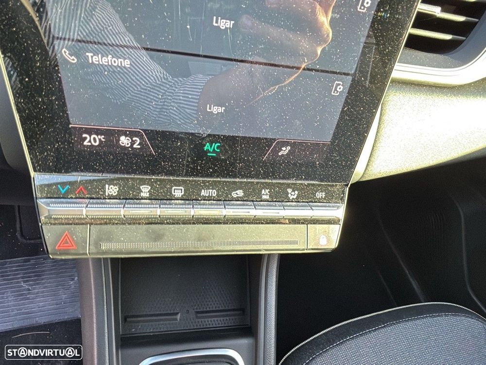 Renault Captur 1.0 TCe Techno Bi-Fuel - 17