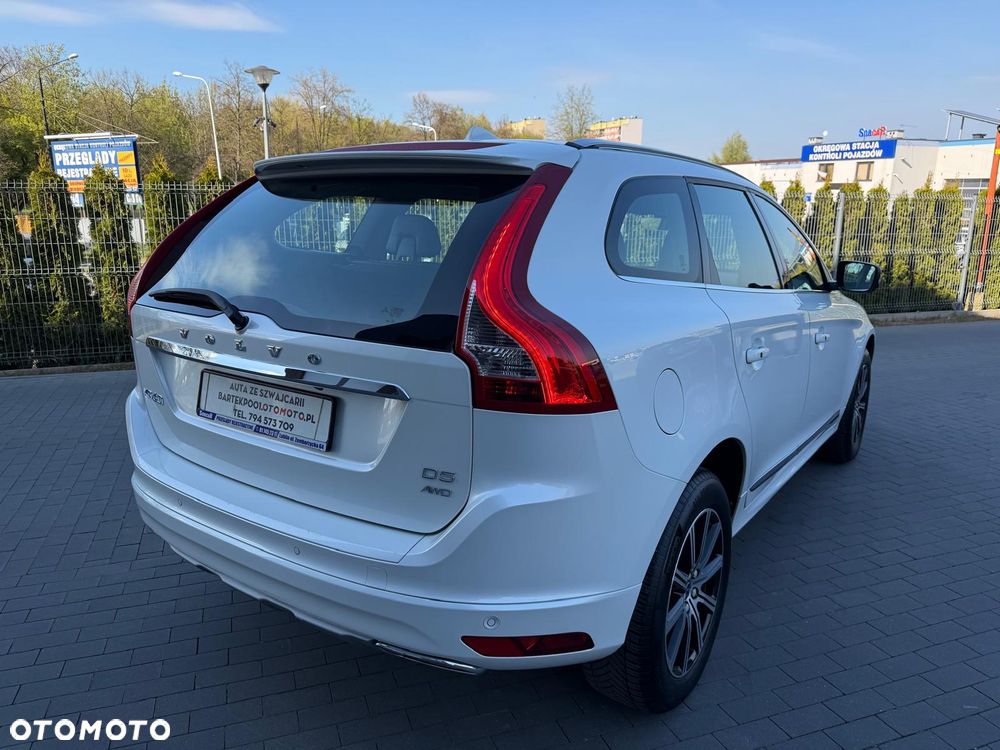 Volvo XC 60 D5 AWD Geartronic Summum - 3