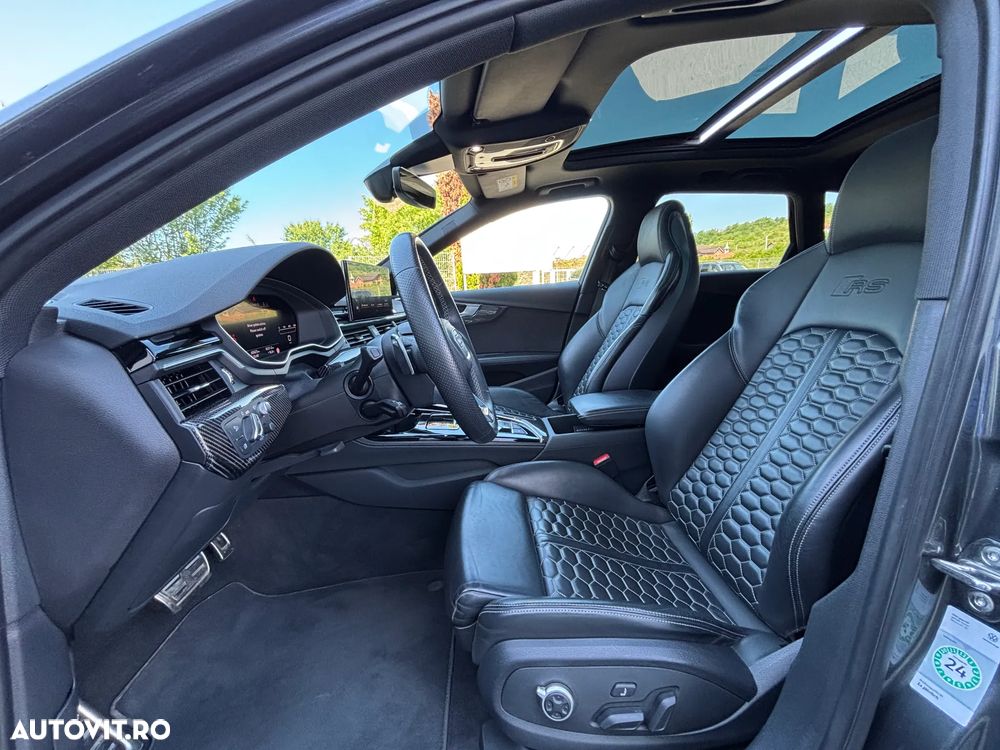 Audi RS4 Avant quattro Tiptronic - 12
