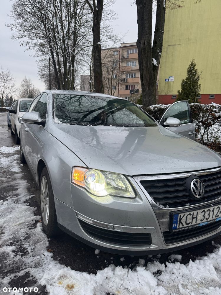 Volkswagen Passat 1.9 TDI Trendline - 1