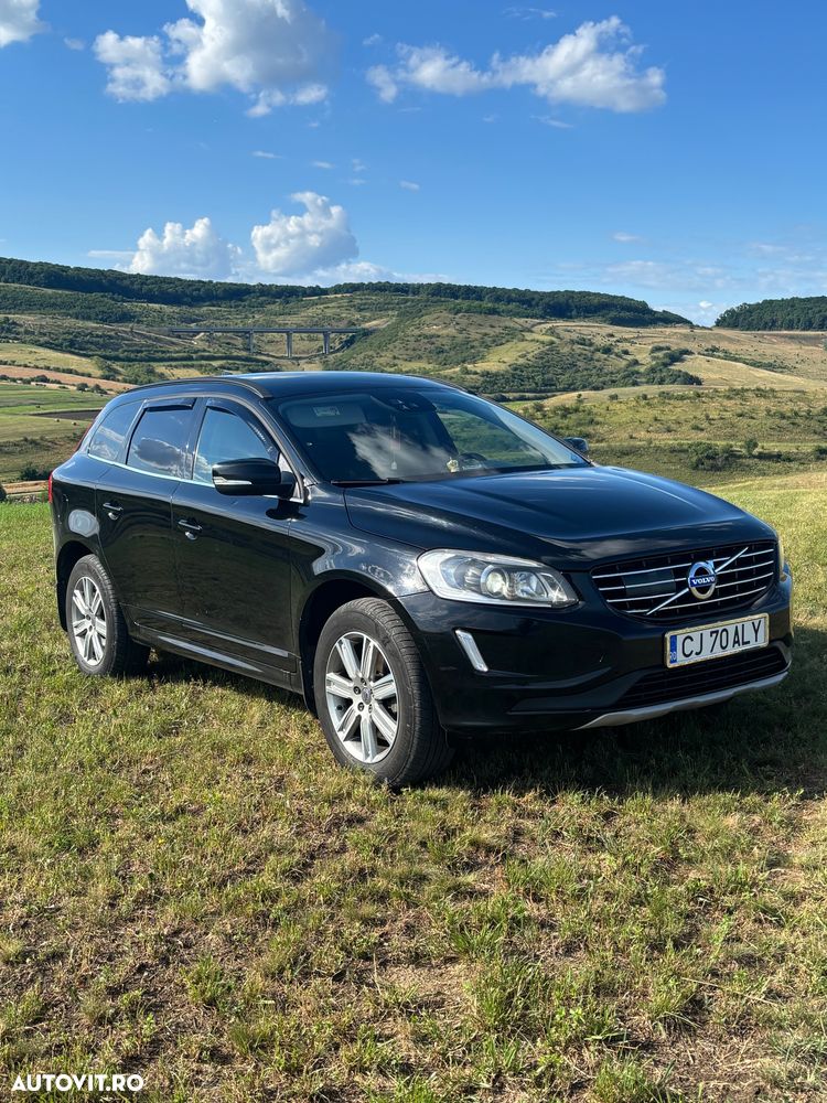 Volvo XC 60 D5 AWD Geartronic Kinetic - 1
