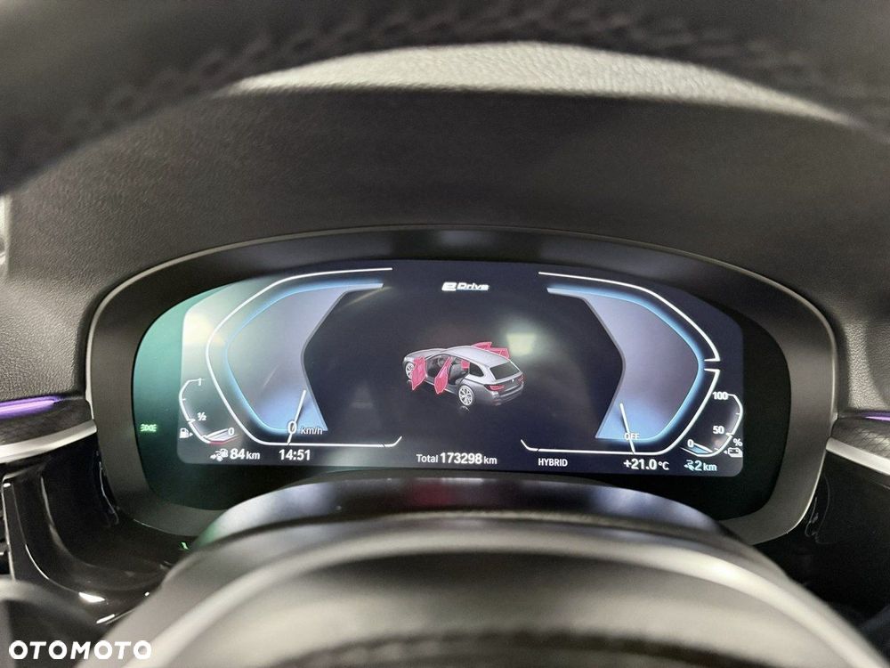 BMW Seria 5 520e M Sport sport - 40