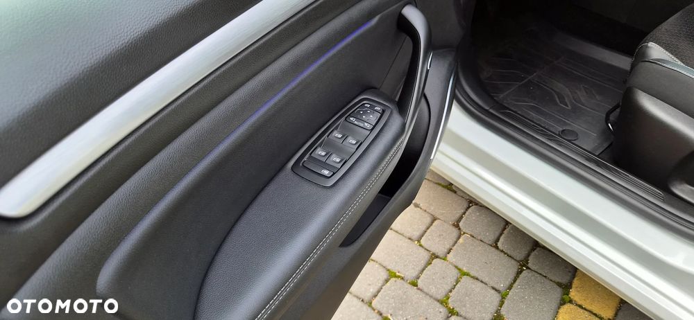 Renault Megane - 11