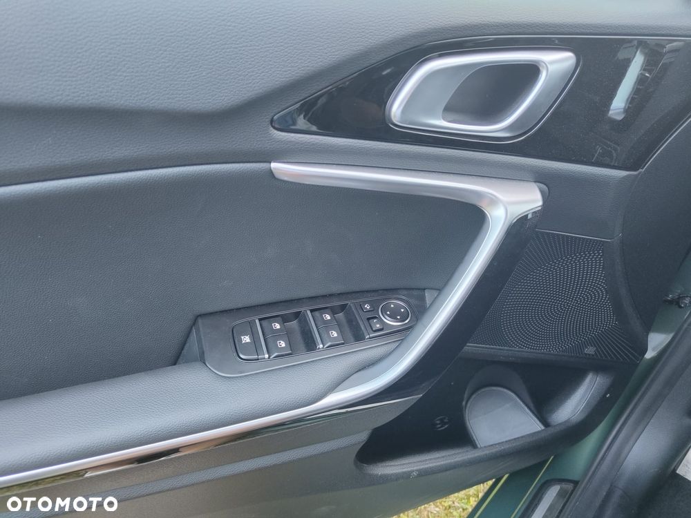 Kia Ceed 1.5 T-GDI DCT7 OPF GT Line - 21