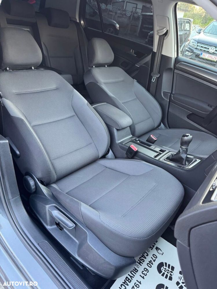 Volkswagen Golf - 16
