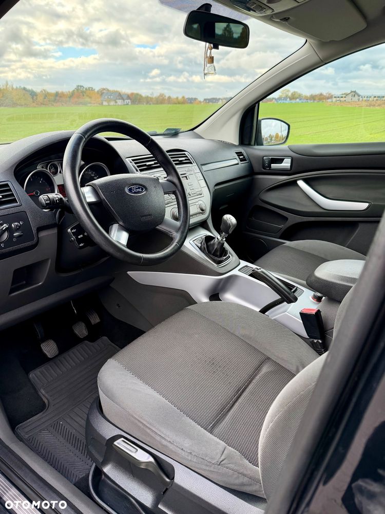 Ford Kuga - 20