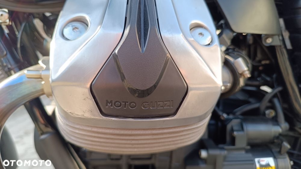 Moto Guzzi V7 - 19