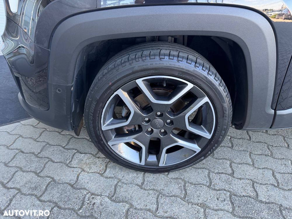 Jeep Renegade 1.3 Turbo 4x2 DDCT6 Limited - 27