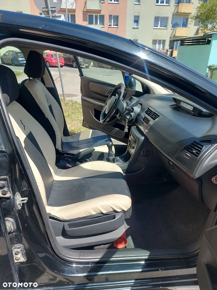 Citroën C4 1.6 HDi FAP Style - 19