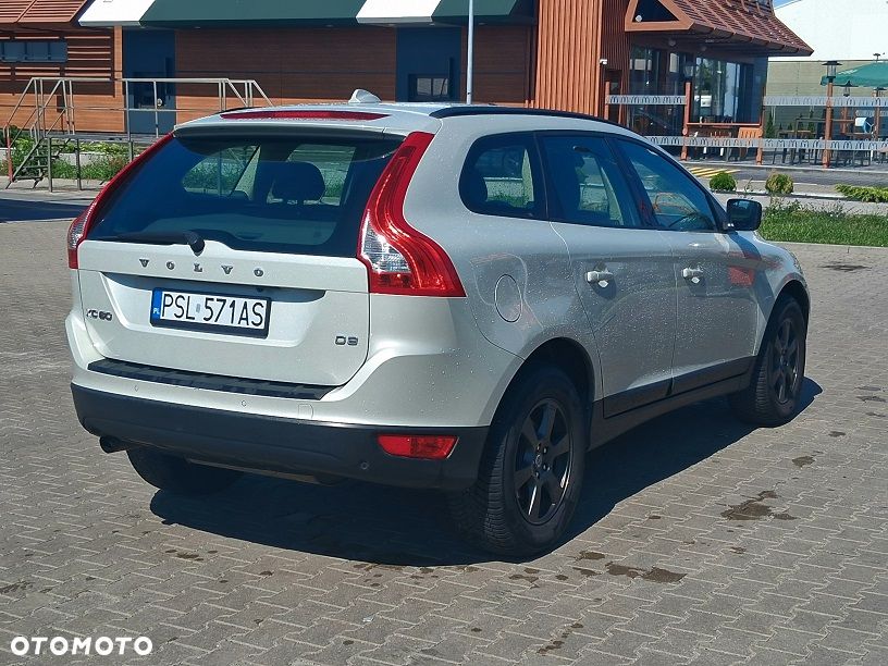 Volvo XC 60 D3 Momentum - 5