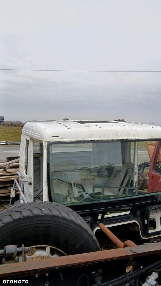 Kabina MAN TGX TGS TGL ĆWIARTKA BOK POSZYCIE STRONA budowlana - 9