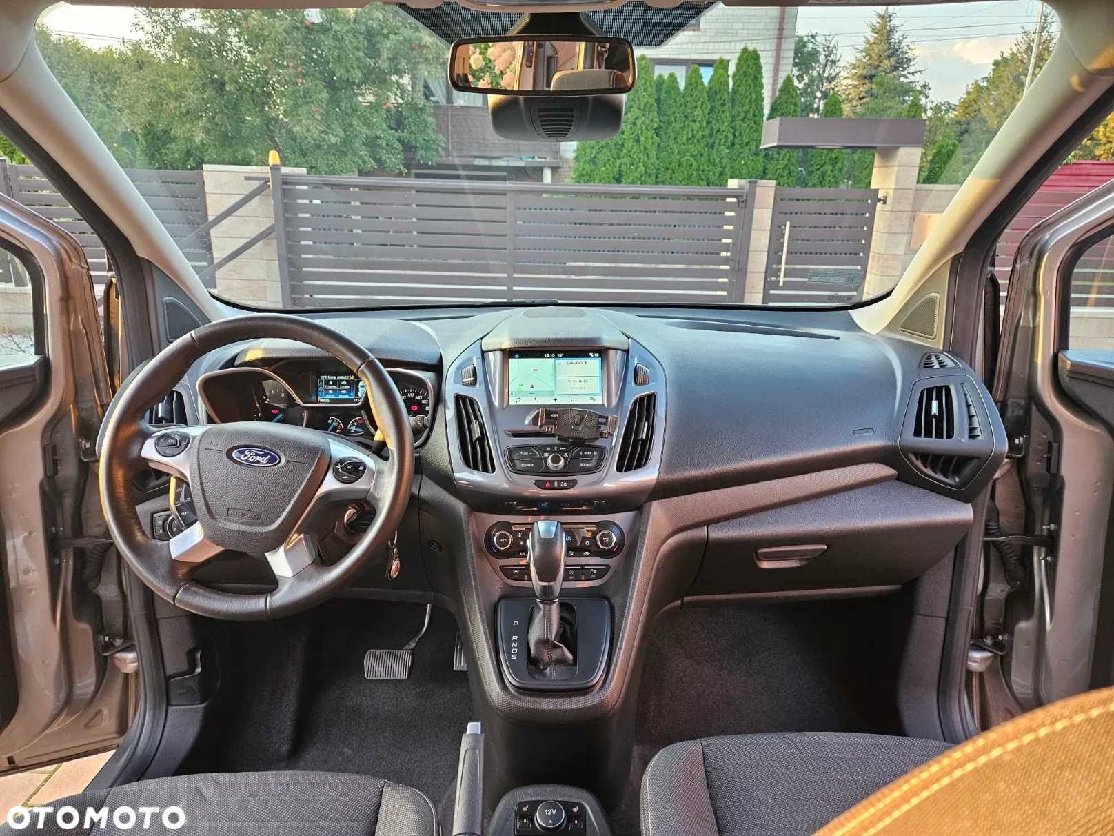 Ford Tourneo Connect Gr 1.5 TDCi Titanium PowerShift - 10