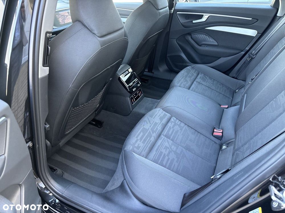 Audi A6 Avant - 26