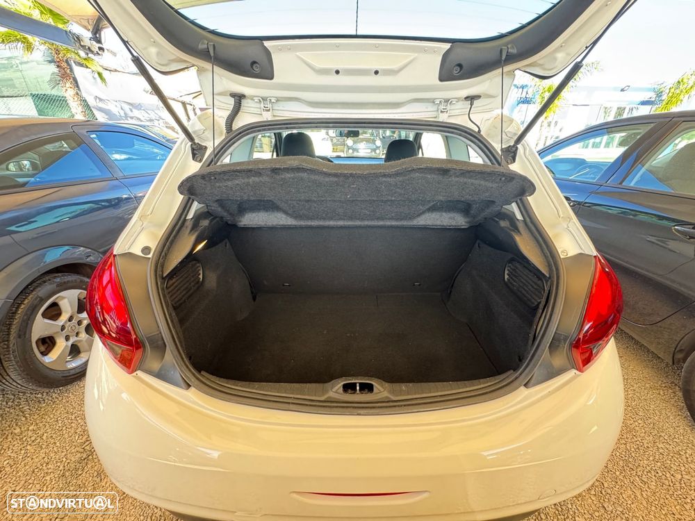 Peugeot 208 PureTech 68 Like - 24