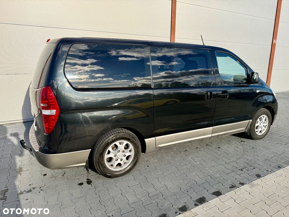 Hyundai H-1 2.5 CRDi Travel Comfort - 3
