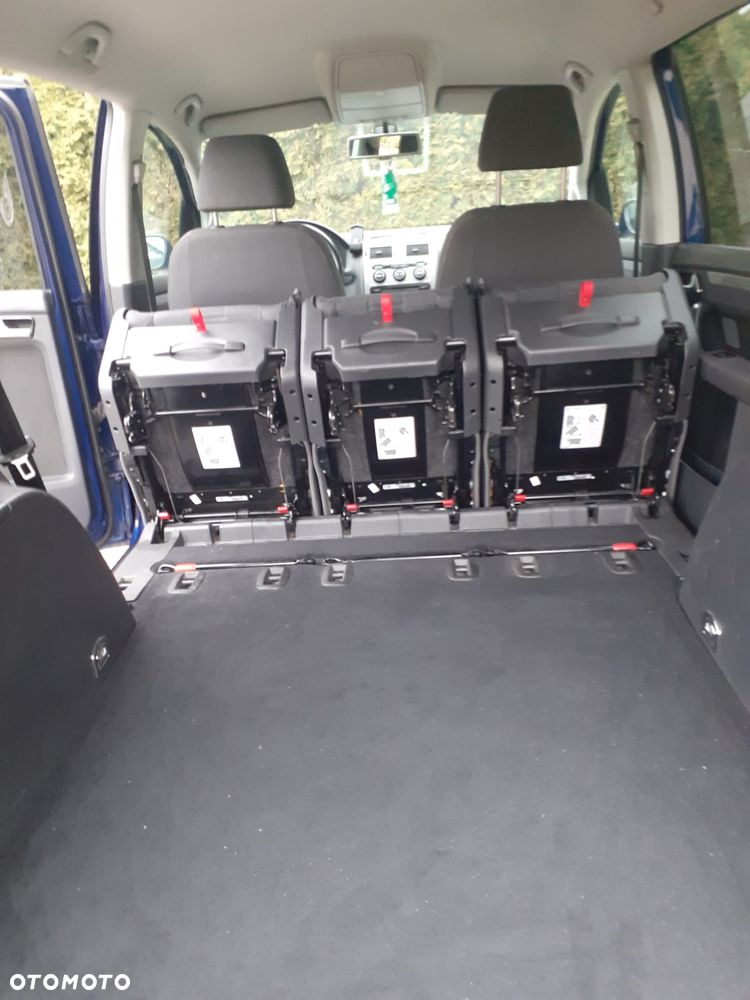 Volkswagen Touran 2.0 TDI United - 3