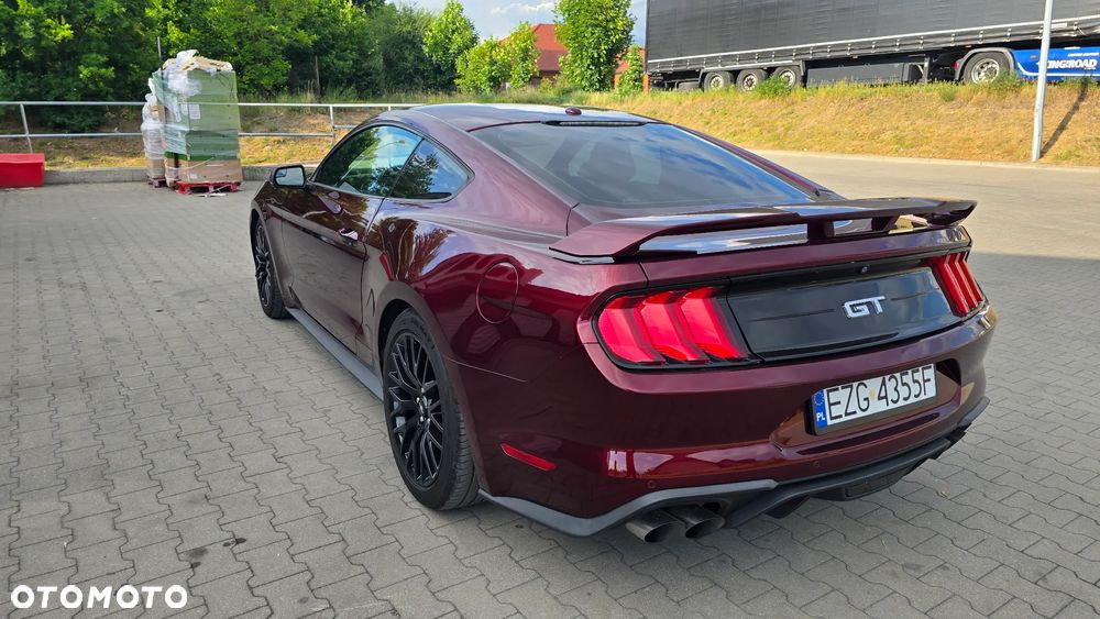 Ford Mustang - 9