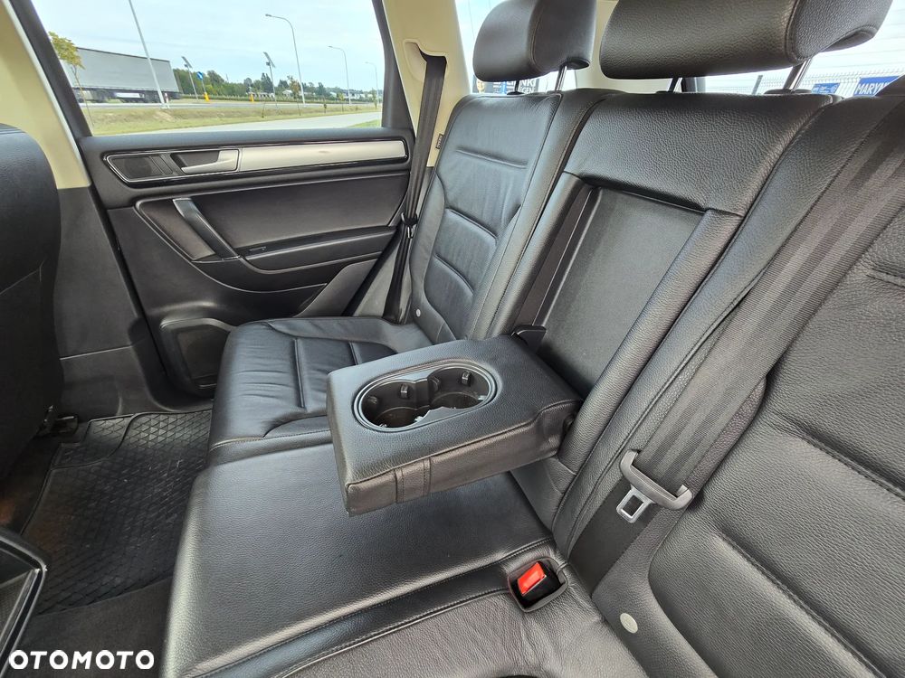 Volkswagen Touareg - 28