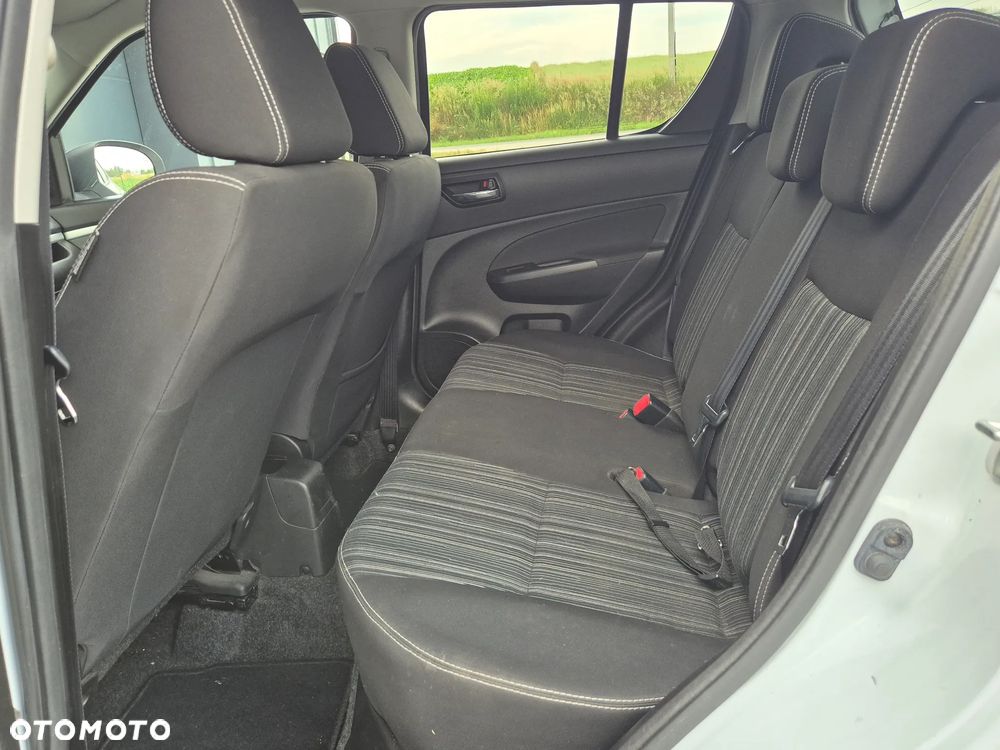 Suzuki Swift - 10