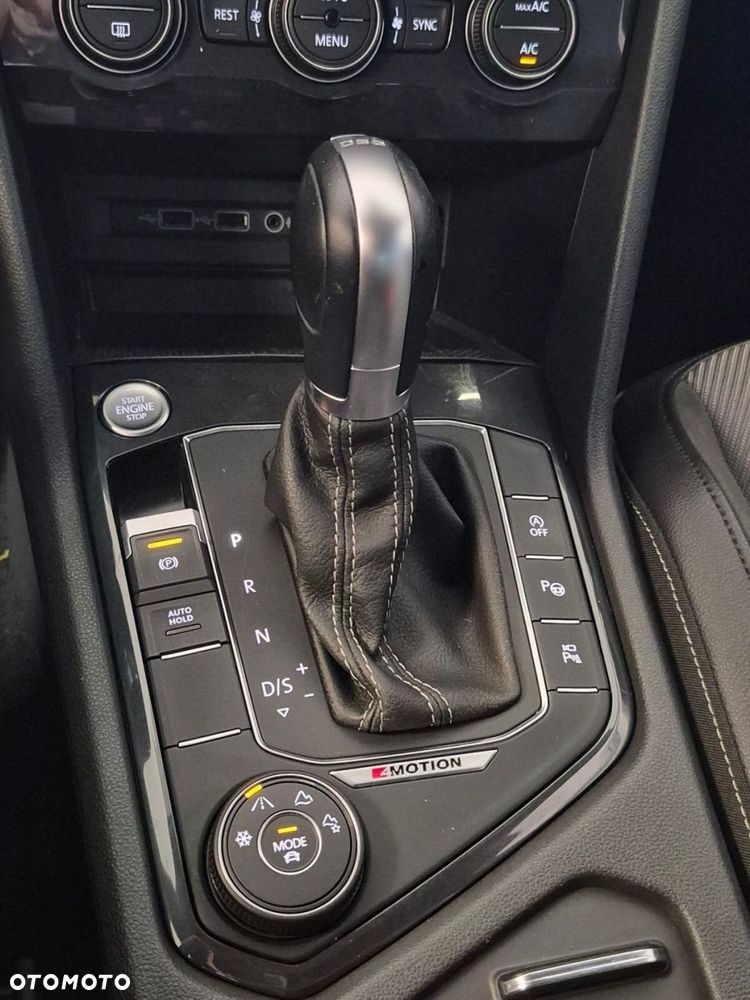 Volkswagen Tiguan 2.0 TSI BMT 4Mot Highline DSG - 26