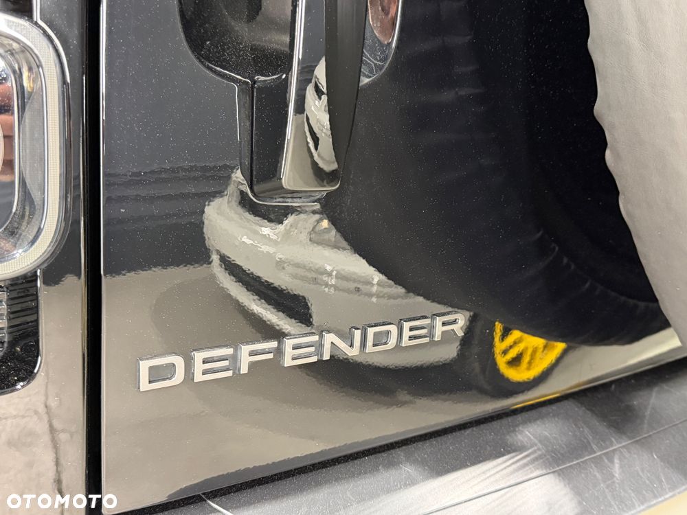 Land Rover Defender 5.0 P525 V8 Carpathian Edition - 11