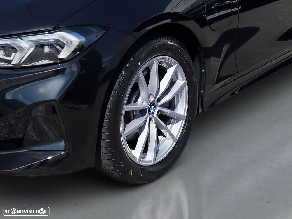 BMW 320 e Auto - 4