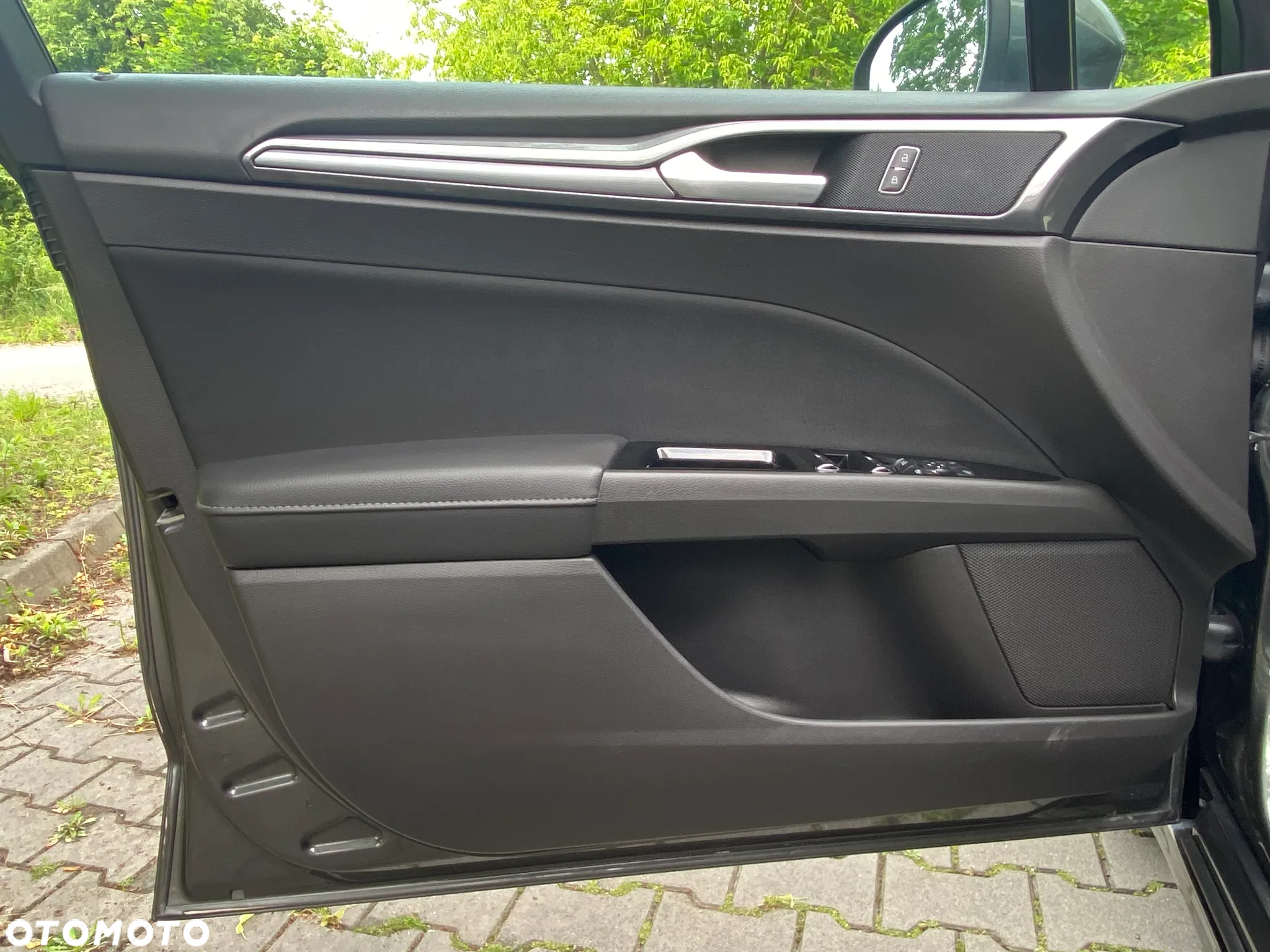 Ford Mondeo - 24