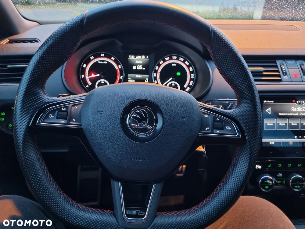 Skoda Octavia 2.0 TSI DSG RS 230 - 33