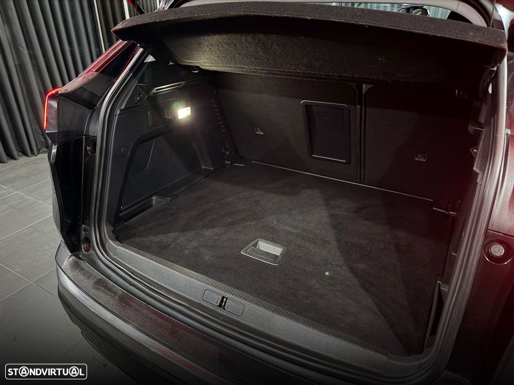 Peugeot 3008 1.2 PureTech Allure EAT8 - 38