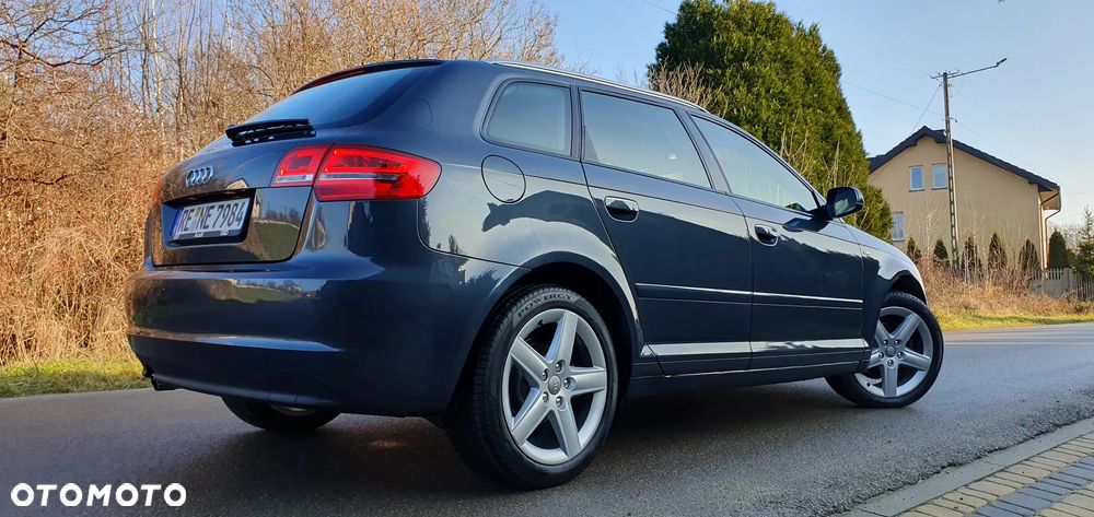 Audi A3 Sportback 1.6 Attraction - 9