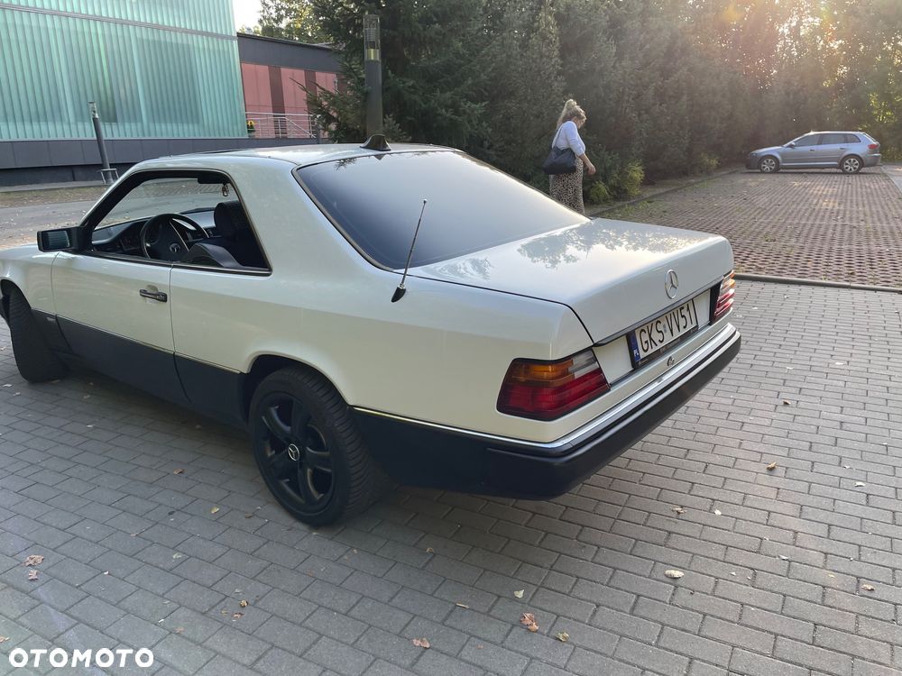Mercedes-Benz W124 (1984-1993) - 3