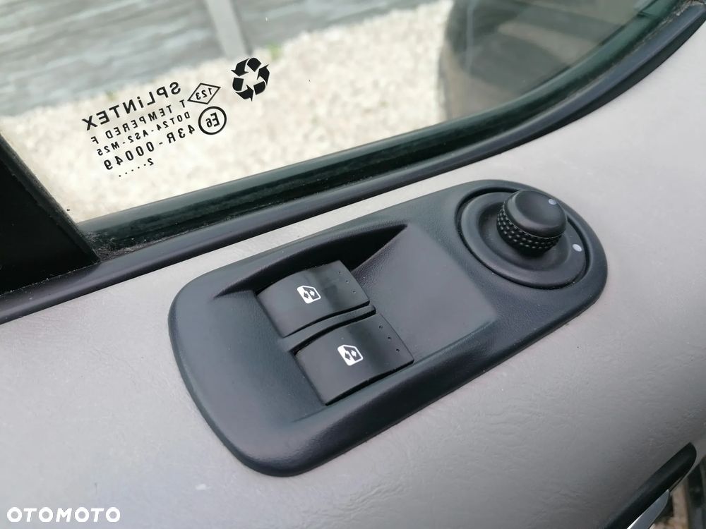 Opel VIVARO L2H1 LONG - 17