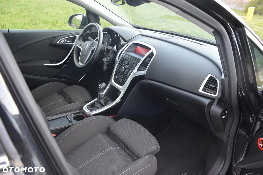 Opel Astra 1.4 Turbo Sport - 11