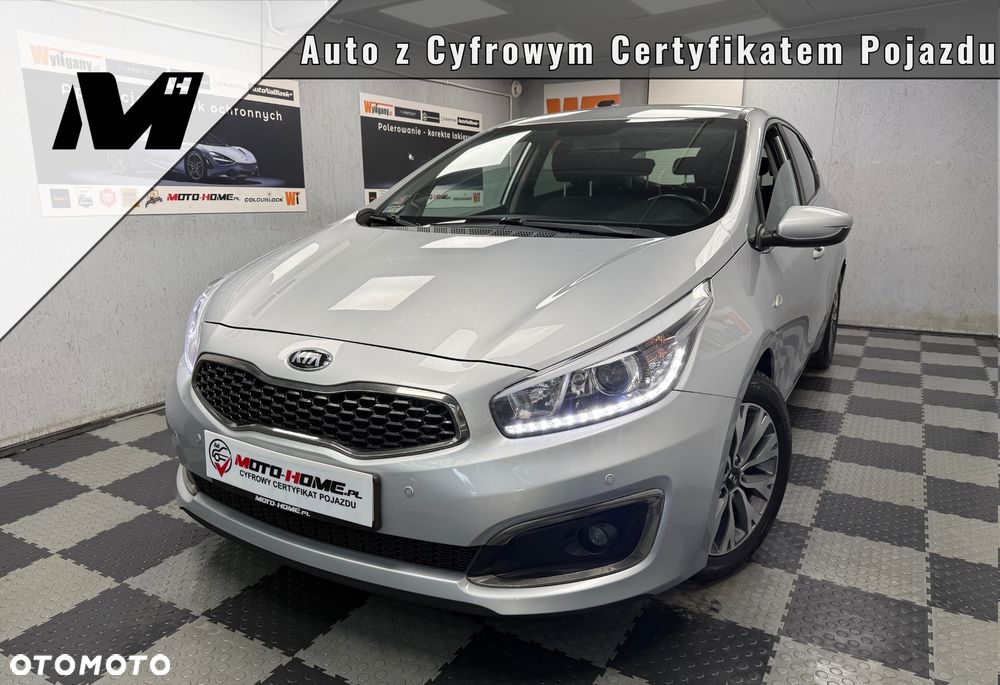 Kia Ceed - 4