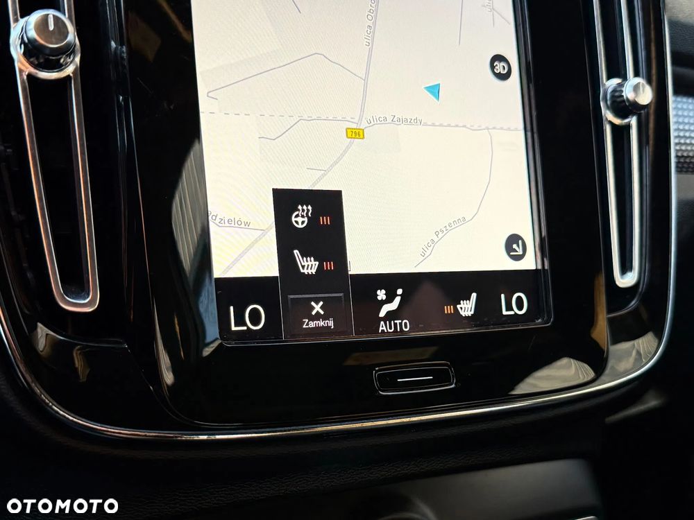 Volvo XC 40 T3 R-Design - 8