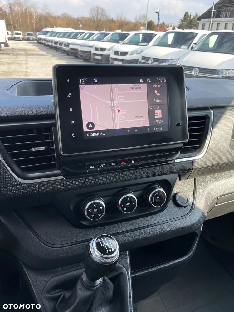 Renault Trafic - 8