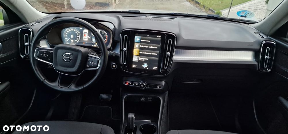Volvo XC 40 B4 B DKG Ultimate Dark - 10