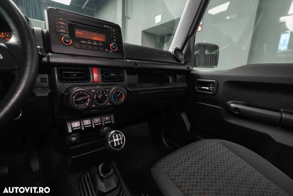 Suzuki Jimny 1.5 ALLGRIP Cool - 30