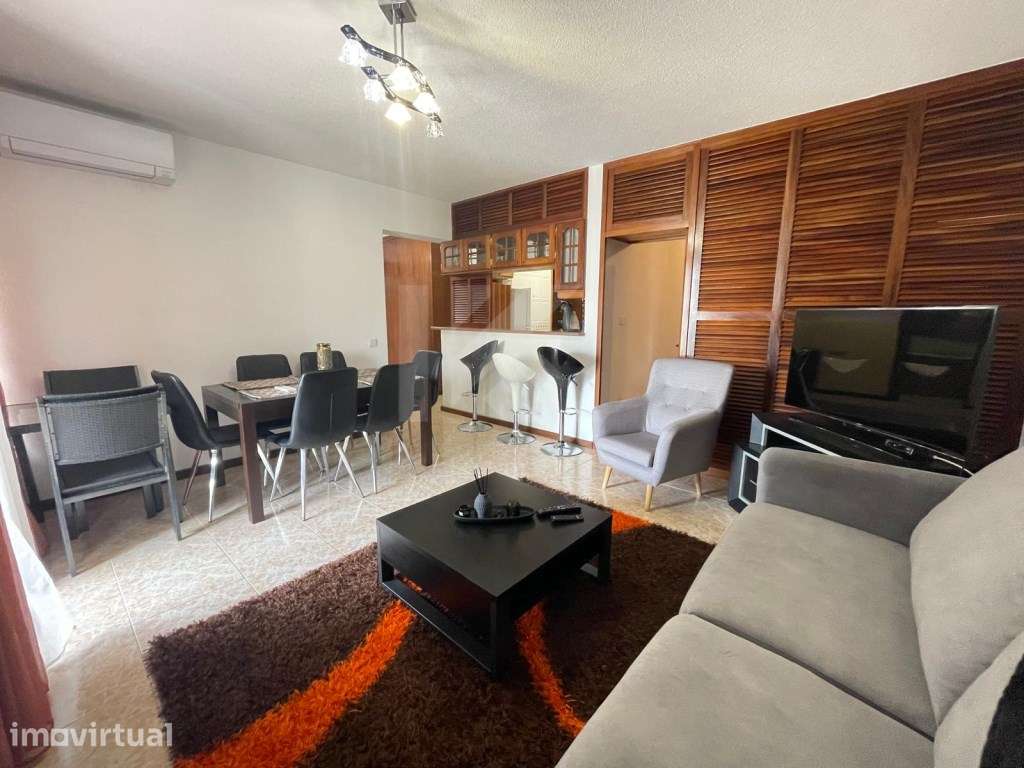 Apartamento T1+1 - Estrada Monumental, São Martinho - Grande imagem: 4/28