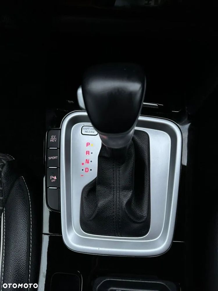 Kia XCeed 1.6 GDI PHEV L Business Line DCT - 13