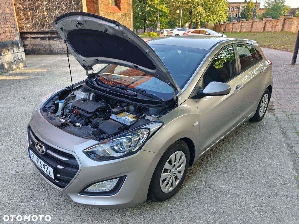 Hyundai i30 1.4 Passion - 34