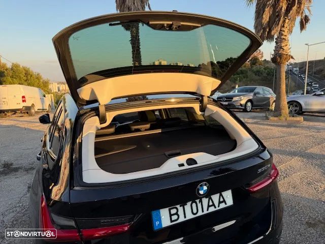 BMW 330 e Touring Aut. Sport Line - 47