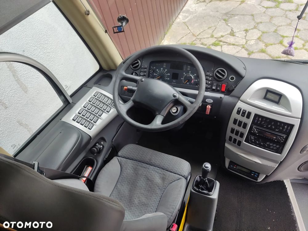 Mercedes-Benz Irizar OC500RF - 9