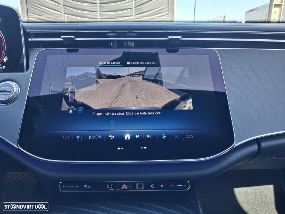 Mercedes-Benz E 220 d Avantgarde - 18