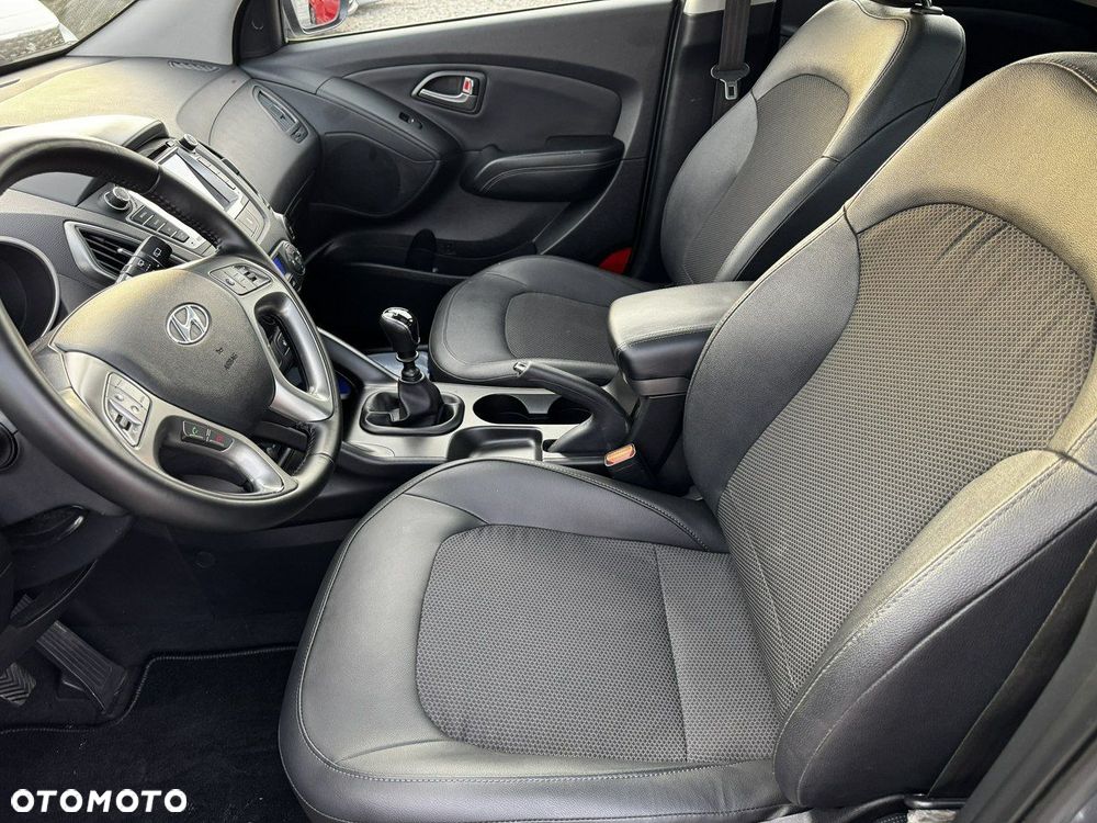 Hyundai ix35 1.6 2WD blue Trend - 28